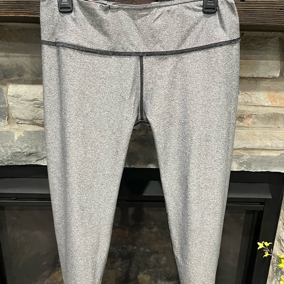 Womens capri leggings - Picture 3 of 3